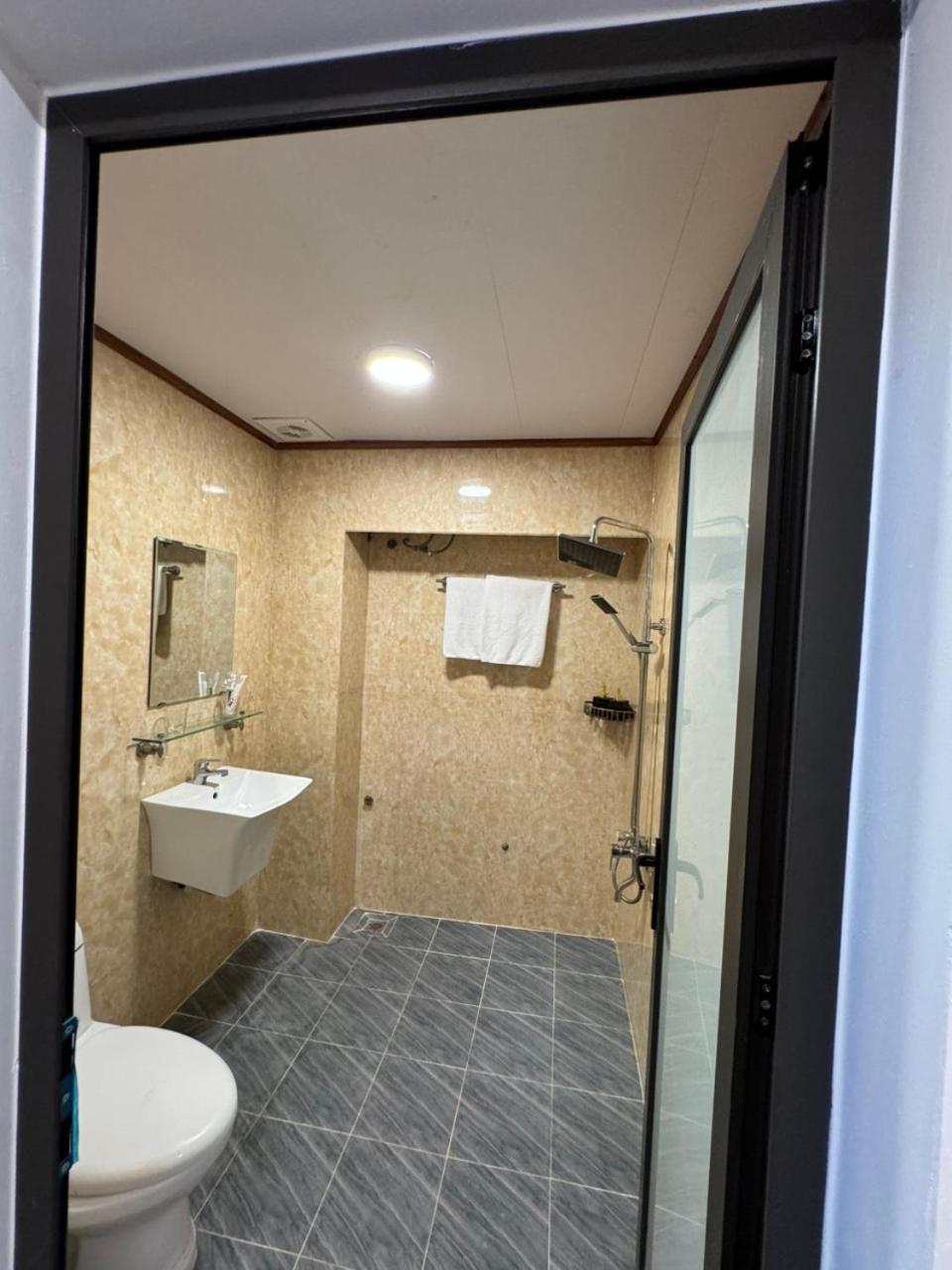 Hanoi Rose Flower Hotel & Spa エクステリア 写真