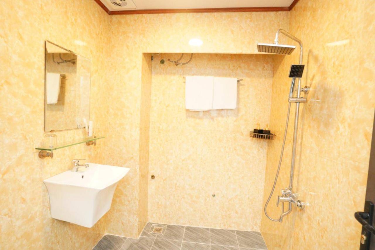 Hanoi Rose Flower Hotel & Spa エクステリア 写真